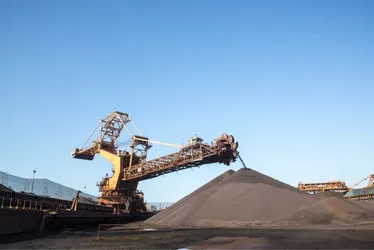 Imagem ilustrativa da imagem Petróleo e minério vão aumentar empregos no ES em 2025