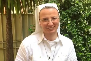 Imagem ilustrativa da imagem Quem é a 1ª mulher nomeada pelo papa Francisco para liderar importante departamento do Vaticano