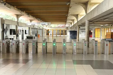 Imagem ilustrativa da imagem Ramal Jaboatão do metrô continua sem funcionar e sem prazo para retorno