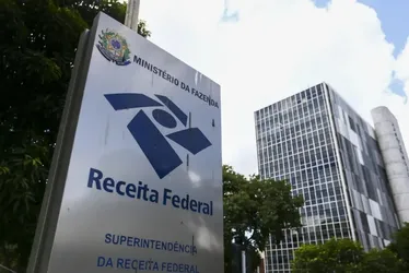 Imagem ilustrativa da imagem Imposto por receber mais de R$ 5 mil no PIX? Receita Federal esclarece