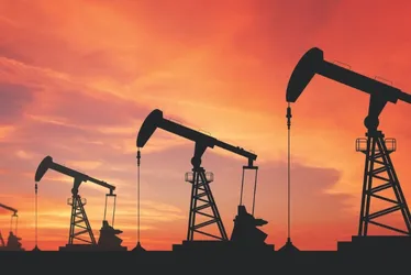 Imagem ilustrativa da imagem ES e prefeituras vão ter R$ 15 bi em royalties com exploração de petróleo e gás
