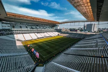 Imagem ilustrativa da imagem Corinthians apresenta plano para quitar R$ 367 milhões em 10 anos