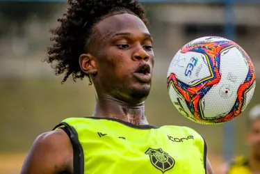 Imagem ilustrativa da imagem Zagueiro do Pachuca, que eliminou o Botafogo, já jogou por time do ES
