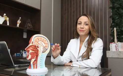 
          Imagem ilustrativa da imagem 10 sinais de quando a sua dor de cabeça pode ser perigosa
          