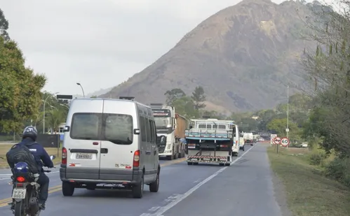 
          Imagem ilustrativa da imagem 2.986 motoristas já foram multados nas blitze do verão
          