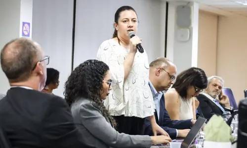 
          Imagem ilustrativa da imagem A primeira governadora e o desafio de combater o feminicídio em Pernambuco
          