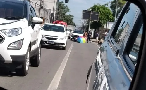 
          Imagem ilustrativa da imagem Acidente entre carro e moto deixa ferido e trânsito lento em Vila Velha
          