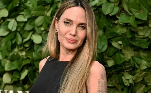 
          Imagem ilustrativa da imagem Angelina Jolie lamenta não ser levada a sério como atriz
          