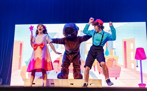 
          Imagem ilustrativa da imagem Aventuras de Mike neste domingo em Vitória
          