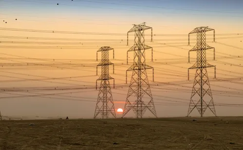 
          Imagem ilustrativa da imagem BRASIL-ENERGIA: Brasil deve ter eletricidade menos renovável, na contramão do mundo
          