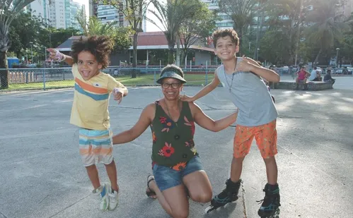 
          Imagem ilustrativa da imagem Bem-estar na terceira idade: atitudes que ajudam na longevidade
          