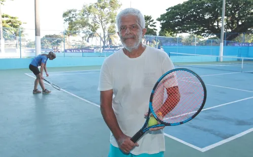 
          Imagem ilustrativa da imagem Bem-estar na terceira idade: dez atividades para melhorar a saúde de idosos
          