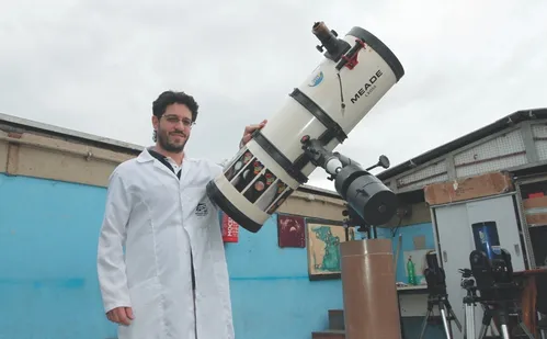 
          Imagem ilustrativa da imagem Calendário astronômico prevê eclipses, superlua e chuva de meteoro no céu do País
          