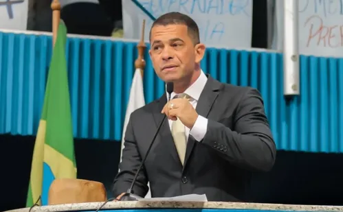 
          Imagem ilustrativa da imagem Câmara de Vitória: Independência de Poderes é promessa de Goggi
          