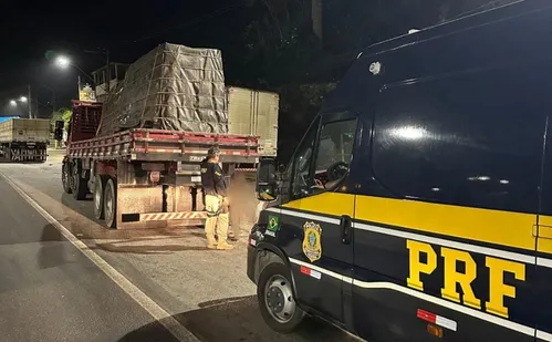 
          Imagem ilustrativa da imagem Caminhões com excesso de peso aumentam risco nas viagens das férias
          