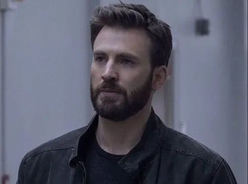 
          Imagem ilustrativa da imagem Chris Evans, o Capitão América, retornará aos filmes da Marvel, diz site
          