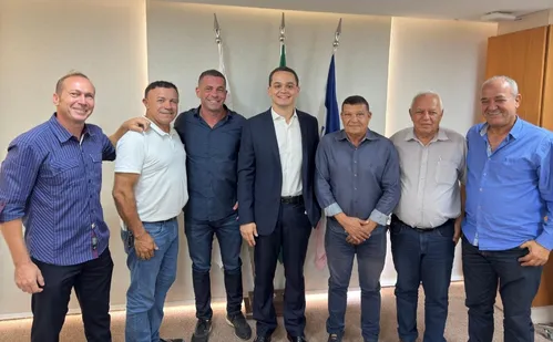 
          Imagem ilustrativa da imagem Com auxílio de Erick Musso, presidência da Câmara volta às mãos de progressista
          