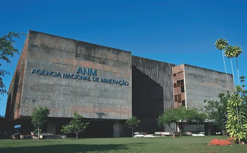 
          Imagem ilustrativa da imagem Concurso federal: Vagas para ganhar R$ 12 mil no ES
          