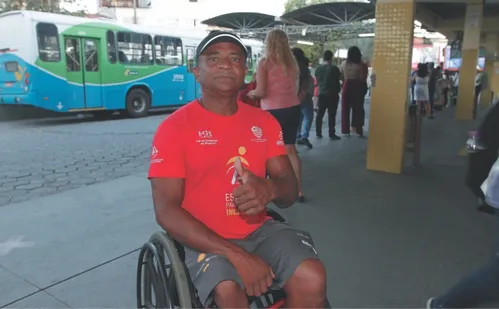 
          Imagem ilustrativa da imagem Confusões em disputa por lugares de grávidas e idosos no Transcol
          