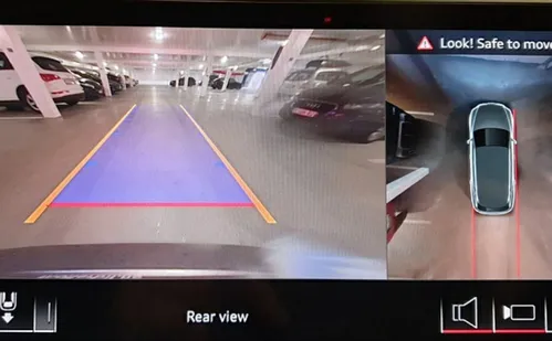 
          Imagem ilustrativa da imagem Elétrico, com 408 cavalos e 2 motores: conheça o novo Audi Q8 e-tron
          