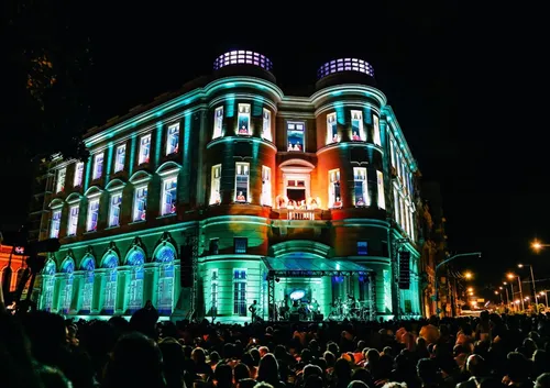 
          Imagem ilustrativa da imagem Espetáculo Caixa de Natal traz Alceu Valença, neste domingo
          