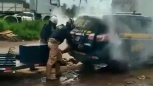 
          Imagem ilustrativa da imagem Ex-PRFs são condenados pela morte de Genivaldo Santos
          