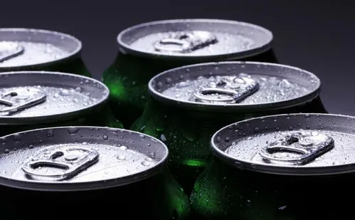 
          Imagem ilustrativa da imagem Excesso de energéticos pode afetar saúde mental, dizem especialistas
          