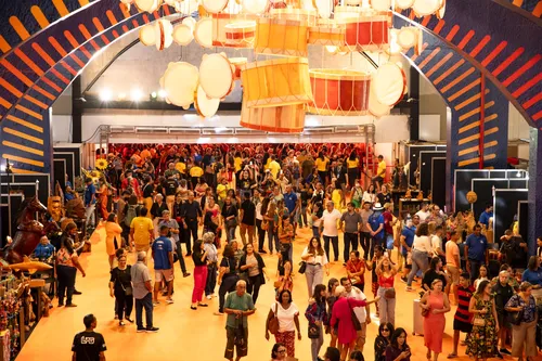 
          Imagem ilustrativa da imagem Fenearte 2025 está com inscrições abertas para artesãos e outros participantes
          