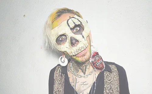 
          Imagem ilustrativa da imagem Festival Novos Cantores: conheça Bozombie Skeletal
          