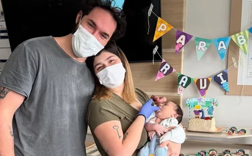 
          Imagem ilustrativa da imagem Filho de Viih Tube e Eliezer recebe alta após internação
          