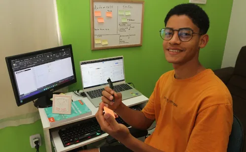 
          Imagem ilustrativa da imagem Foco em 2025: dicas da neurociência para cumprir as metas de Ano Novo
          