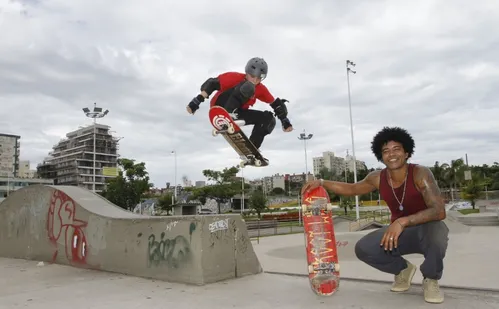 
          Imagem ilustrativa da imagem Gerações unidas pelas pistas
          