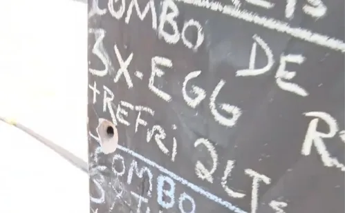 
          Imagem ilustrativa da imagem Homem é baleado em bar durante ataque de criminosos em Vila Velha
          