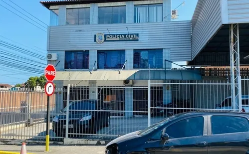 
          Imagem ilustrativa da imagem Homem é encontrado com marcas de tiros e corpo amarrado na Serra
          