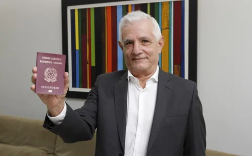 
          Imagem ilustrativa da imagem Itália aprova lei que encarece cidadania
          