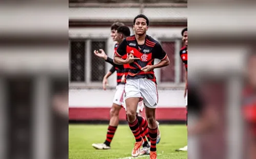 
          Imagem ilustrativa da imagem Joia do Flamengo na Copa São Paulo tem mais de 120 gols e multa de R$ 446,4 milhões
          