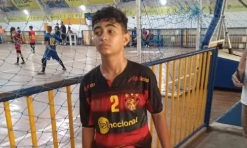 
          Imagem ilustrativa da imagem Justiça nega arquivamento de inquérito do caso Darik, garoto morto por bala perdida
          