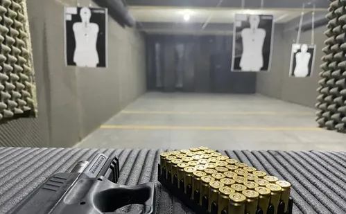 
          Imagem ilustrativa da imagem Lewandowski diz que novo decreto vai liberar clubes de tiro próximos a escolas
          