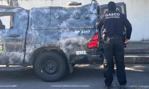 
          Imagem ilustrativa da imagem MPES denuncia 16 pessoas por tráfico e por repassar mensagens de presos para facção
          