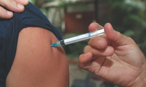 
          Imagem ilustrativa da imagem Mais de 3 mil vagas para vacinação em Vitória
          