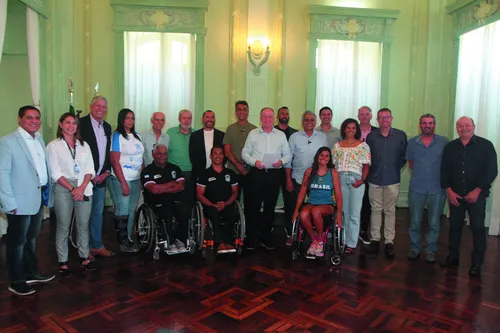 
          Imagem ilustrativa da imagem "Melhores do Esporte": votação aberta para o prêmio “Atleta do Ano”
          