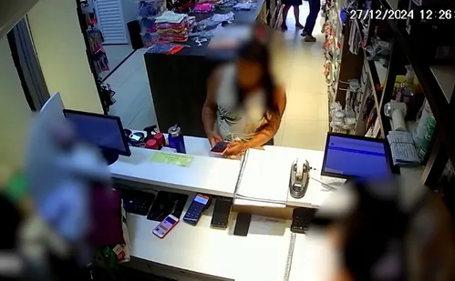 
          Imagem ilustrativa da imagem Mulher é suspeita de aplicar golpes em lojas de Vila Velha
          