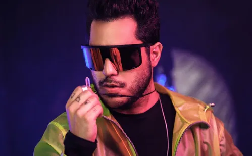 
          Imagem ilustrativa da imagem Noite de axé com Tomate na praia de Camburi e mais programação gratuita pelo Estado
          