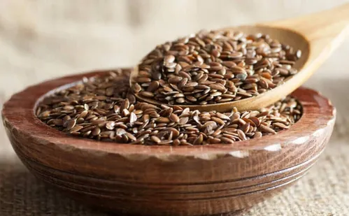 
          Imagem ilustrativa da imagem Novo estudo aponta alimentos que podem evitar 19 tipos de câncer
          