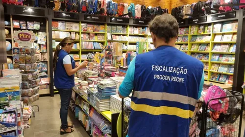 
          Imagem ilustrativa da imagem O que o Código de Defesa do Consumidor diz sobre material escolar
          