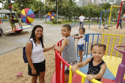 
          Imagem ilustrativa da imagem Oficinas de tecnologia e ciência na programação gratuita de férias
          