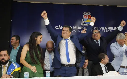 
          Imagem ilustrativa da imagem Osvaldo Maturano (PRD) é eleito presidente da Câmara de Vila Velha.
          