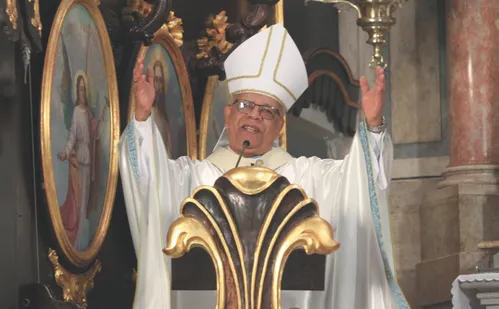 
          Imagem ilustrativa da imagem Paróquia de Rio Bananal celebra Jubileu de Prata do seu 1º padre
          