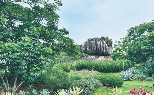 
          Imagem ilustrativa da imagem Parques, praças e shoppings: as opções de lazer e turismo na Grande Vitória
          