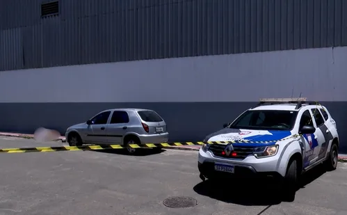 
          Imagem ilustrativa da imagem Pedreiro é morto no bairro Aribiri em Vila Velha
          